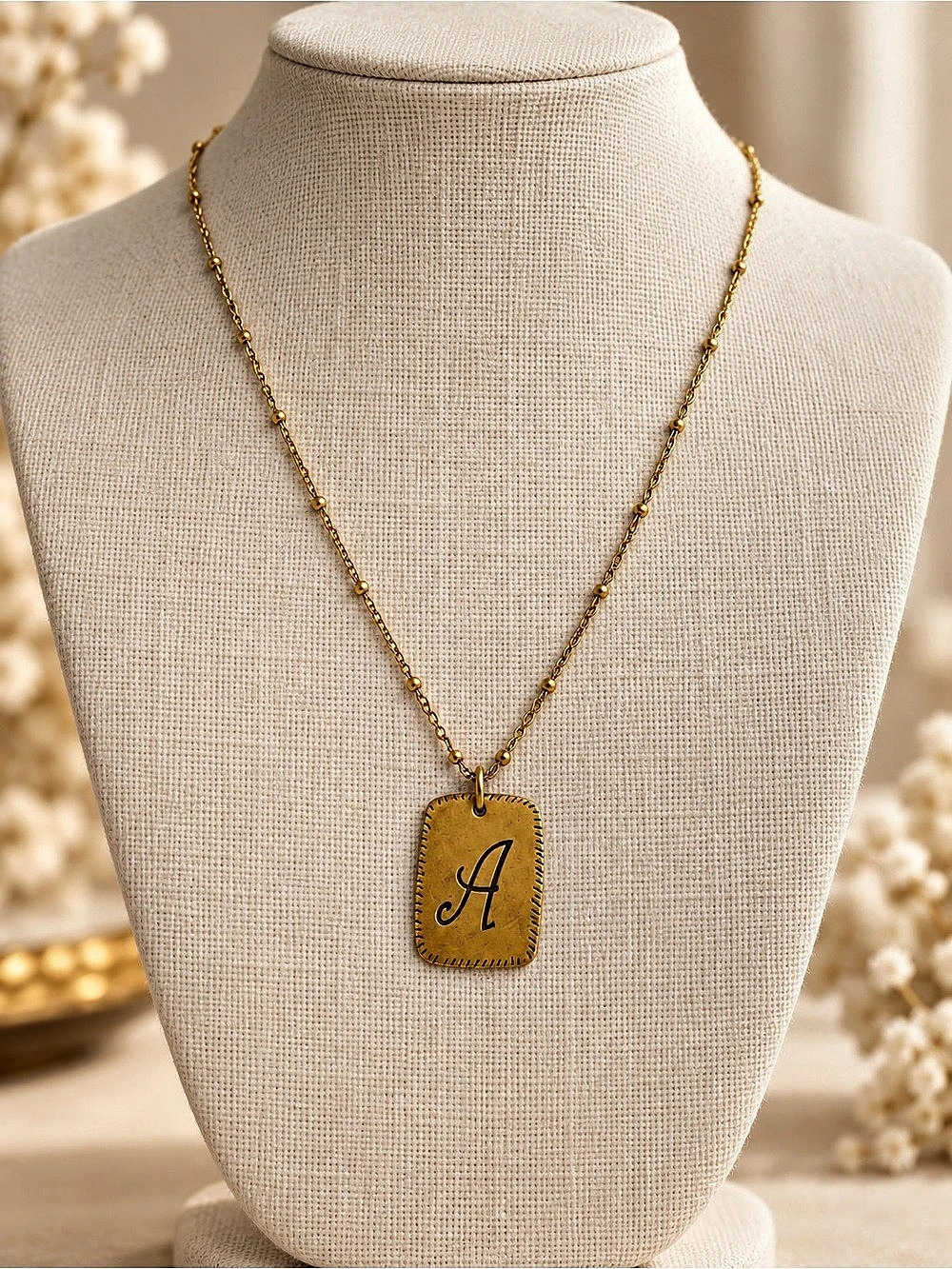 Gold Initial A Pendant Necklace Like New 296